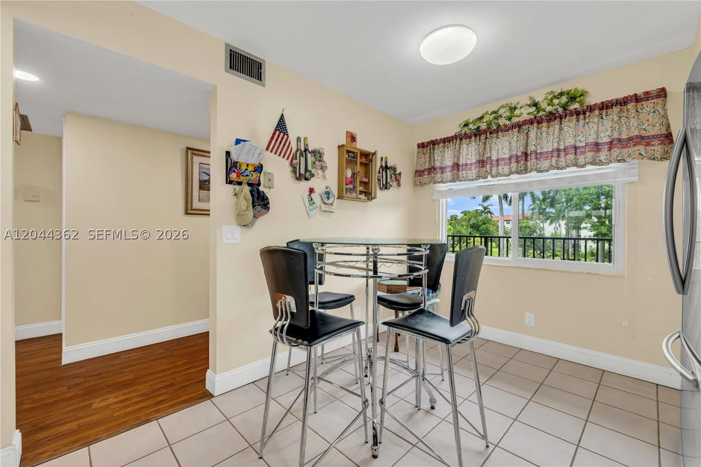 Real estate property located at 12900 13th St #309E, Broward, Hawthorne At Century Vill, Pembroke Pines, FL