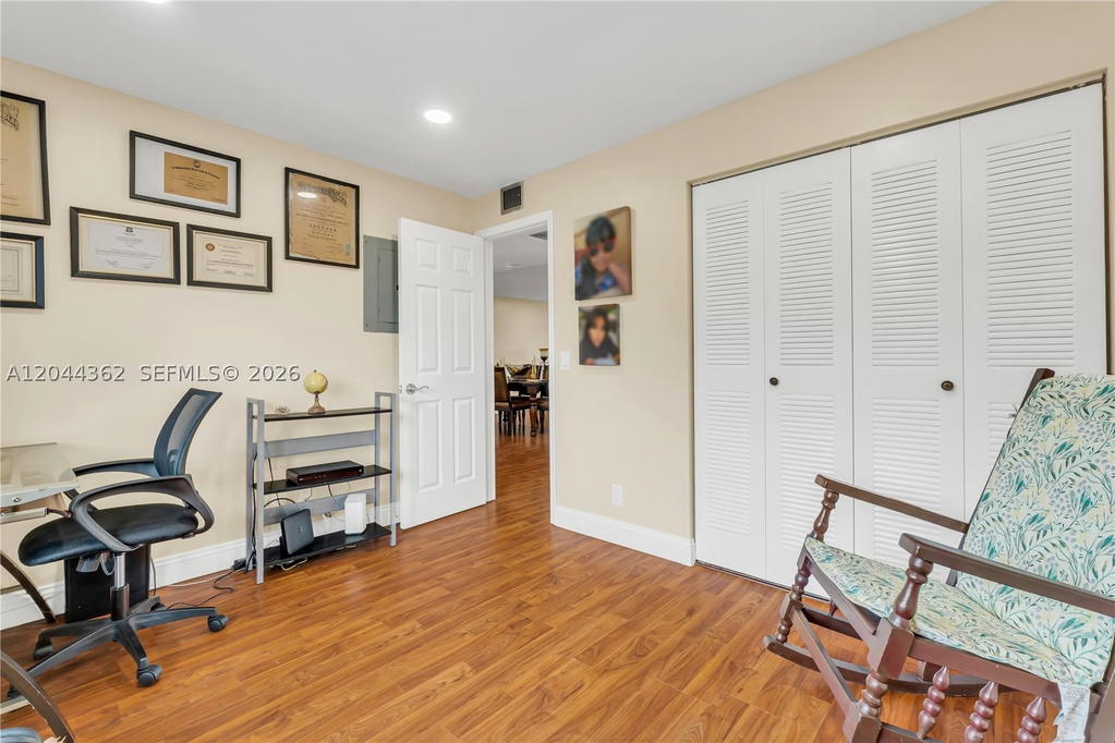 Real estate property located at 12900 13th St #309E, Broward, Hawthorne At Century Vill, Pembroke Pines, FL