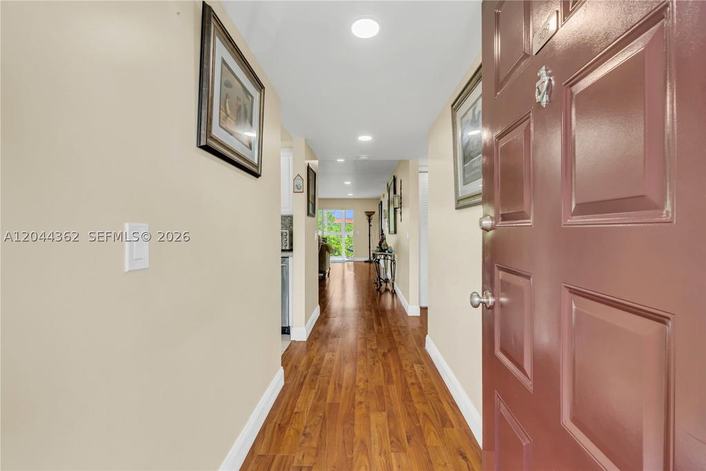 Real estate property located at 12900 13th St #309E, Broward, Hawthorne At Century Vill, Pembroke Pines, FL