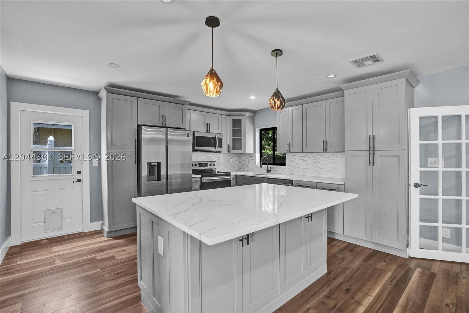 Real estate property located at 611 76th Ter, Broward, North Lauderdale Village, North Lauderdale, FL
