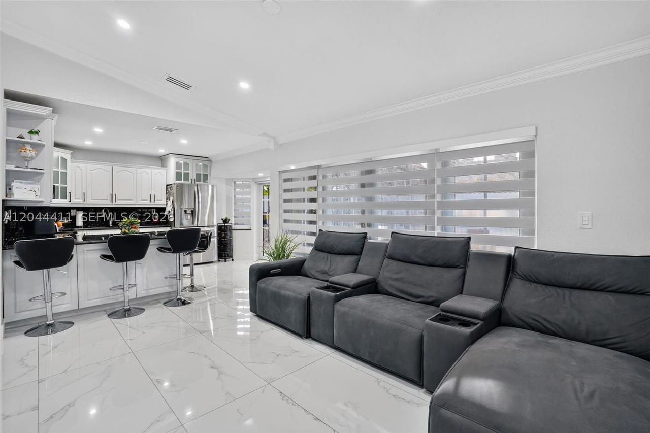 Real estate property located at 17075 145th Ave, Miami-dade, Monaco Estates 1st Addn, Miami, FL