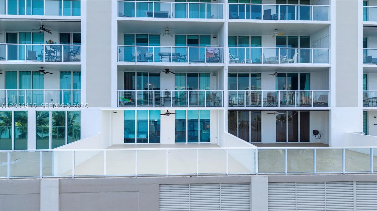Real estate property located at 18100 Bay Rd #304, Miami-dade, Marina Bay Club Condo Hot, Sunny Isles Beach, FL