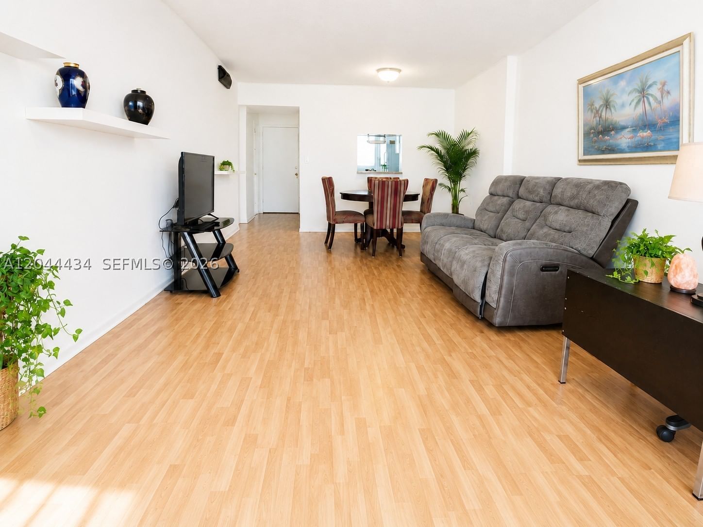 Real estate property located at 300 12th Ave #606, Broward, Meadowbrook Towers Condo, Hallandale Beach, FL