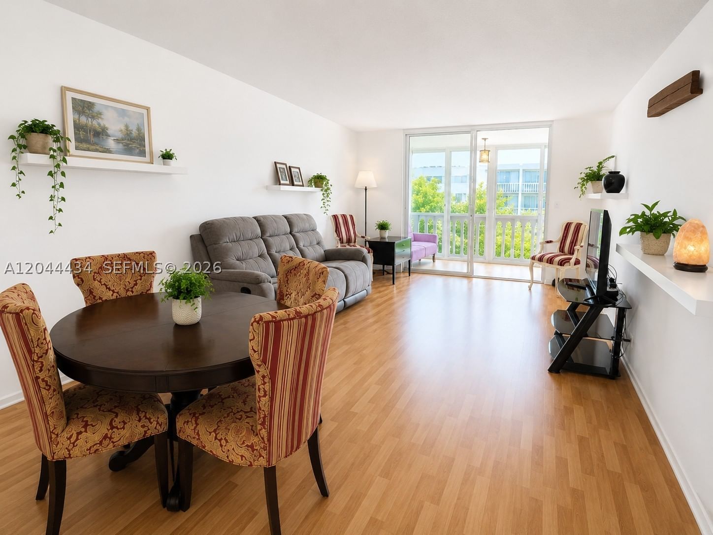 Real estate property located at 300 12th Ave #606, Broward, Meadowbrook Towers Condo, Hallandale Beach, FL