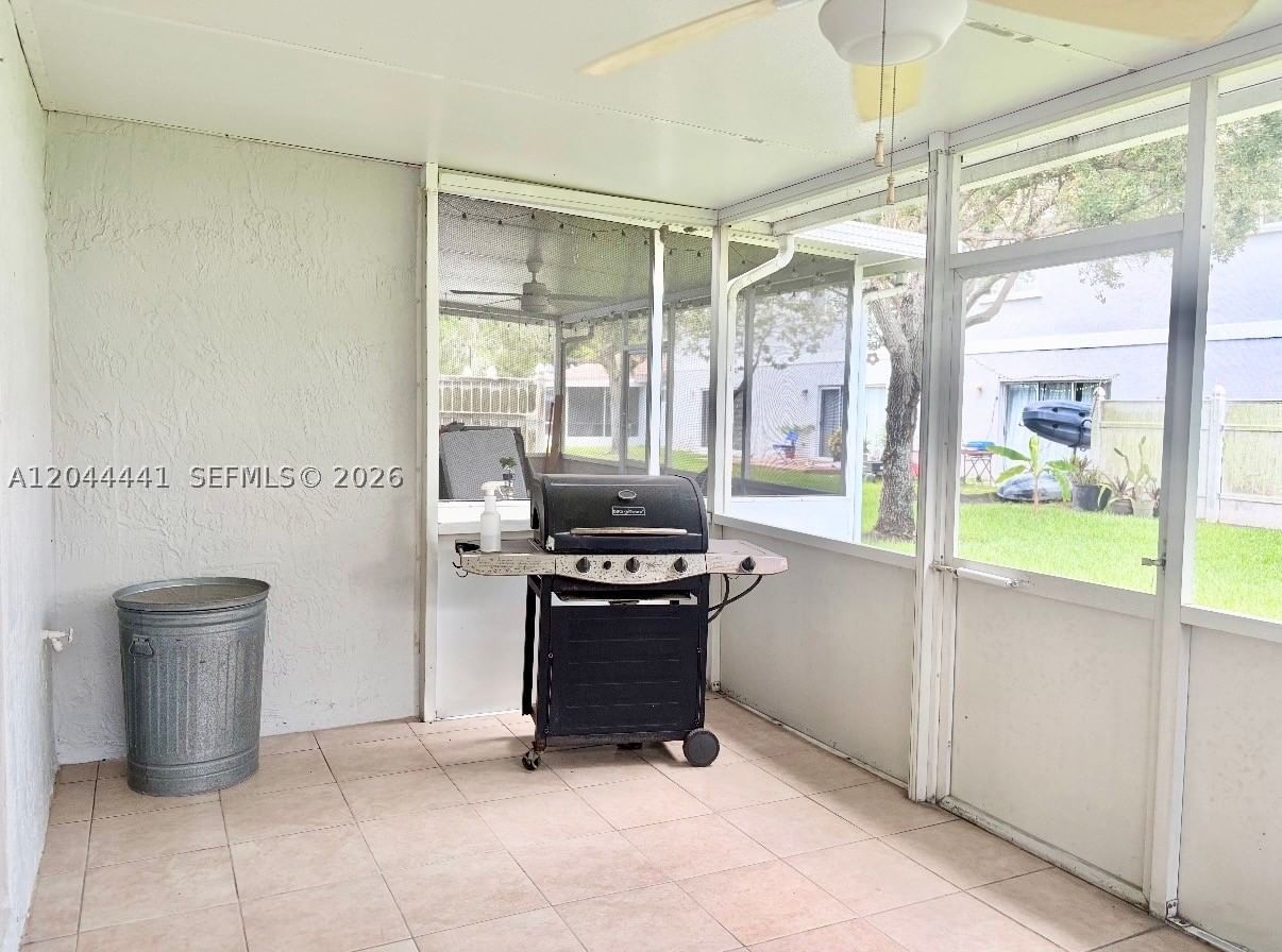 Real estate property located at 829 208th Way, Broward, Malibu Bay Chapel Trail, Pembroke Pines, FL