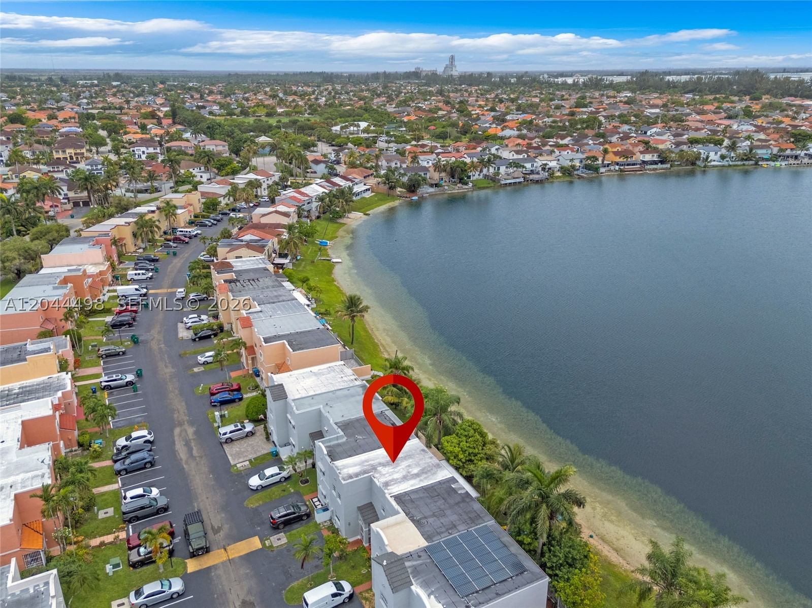 Real estate property located at 12427 7th Ln, Miami-dade, Lake Pointe Sec 1, Miami, FL