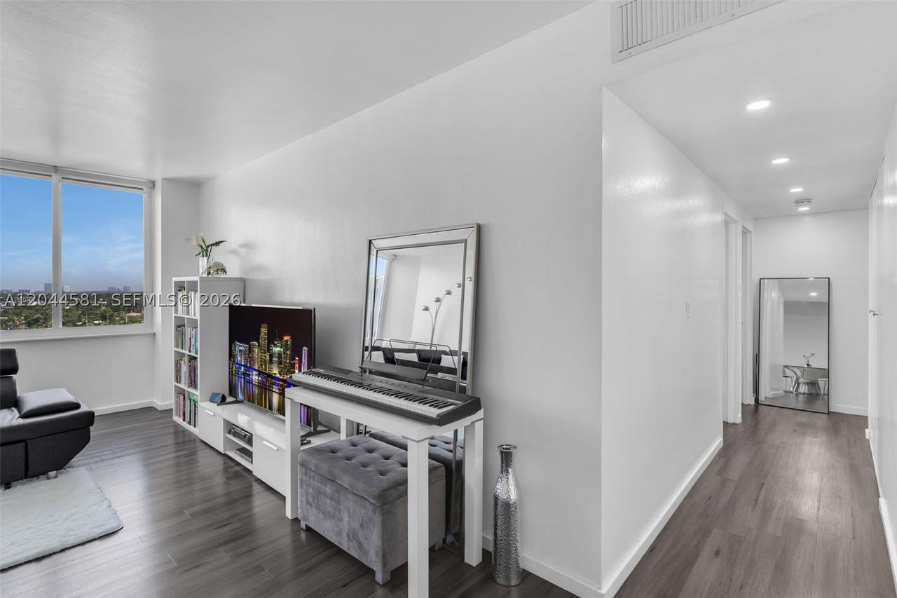 Real estate property located at 7441 Wayne Ave #10H, Miami-dade, Parkview Point Condo, Miami Beach, FL
