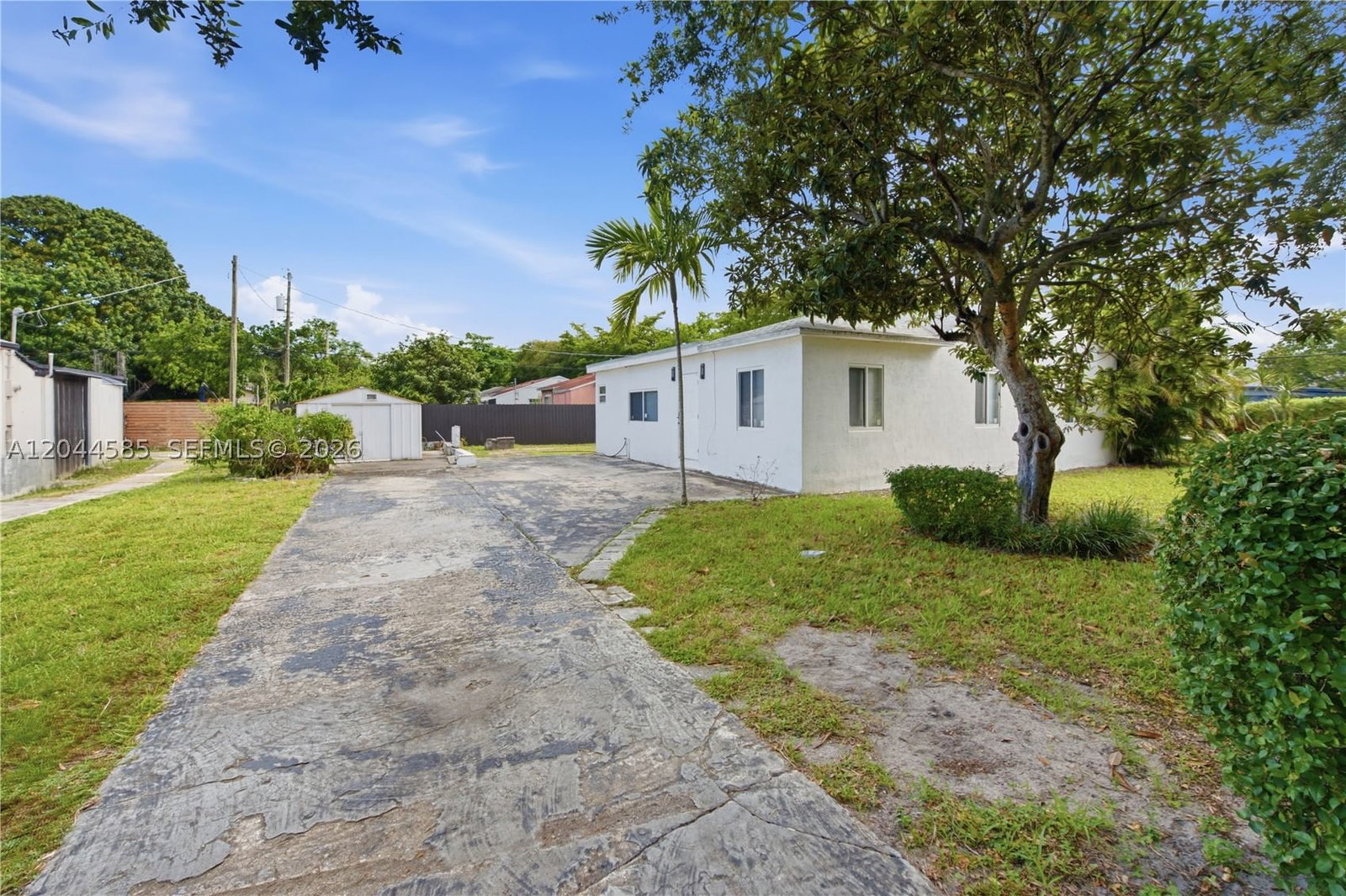 Real estate property located at 12475 10th Ave, Miami-dade, North Shore Heights, North Miami, FL