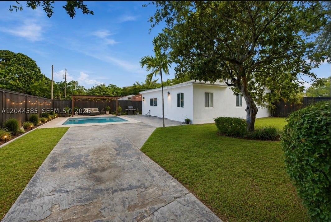 Real estate property located at 12475 10th Ave, Miami-dade, North Shore Heights, North Miami, FL