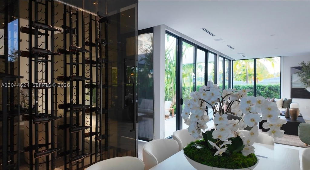 Real estate property located at 570 Shore Dr, Miami-dade, Normandy Golf Course, Miami Beach, FL