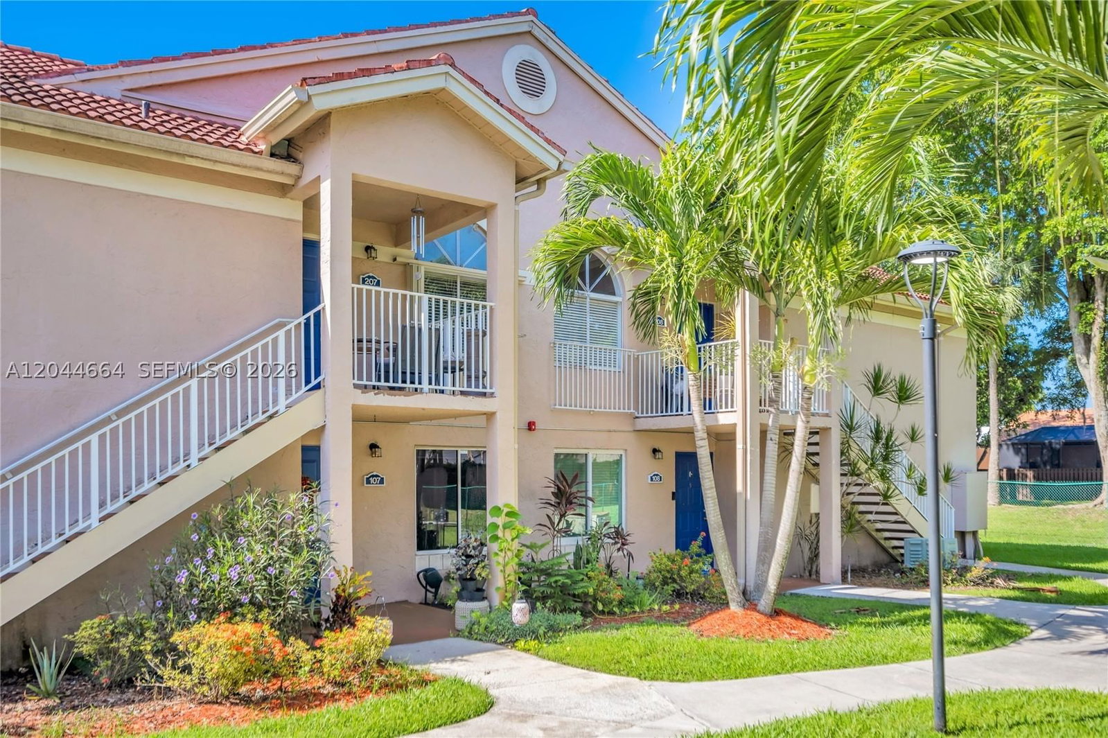 Real estate property located at 10610 158th Ct #107, Miami-dade, Royal Palm Place, Miami, FL