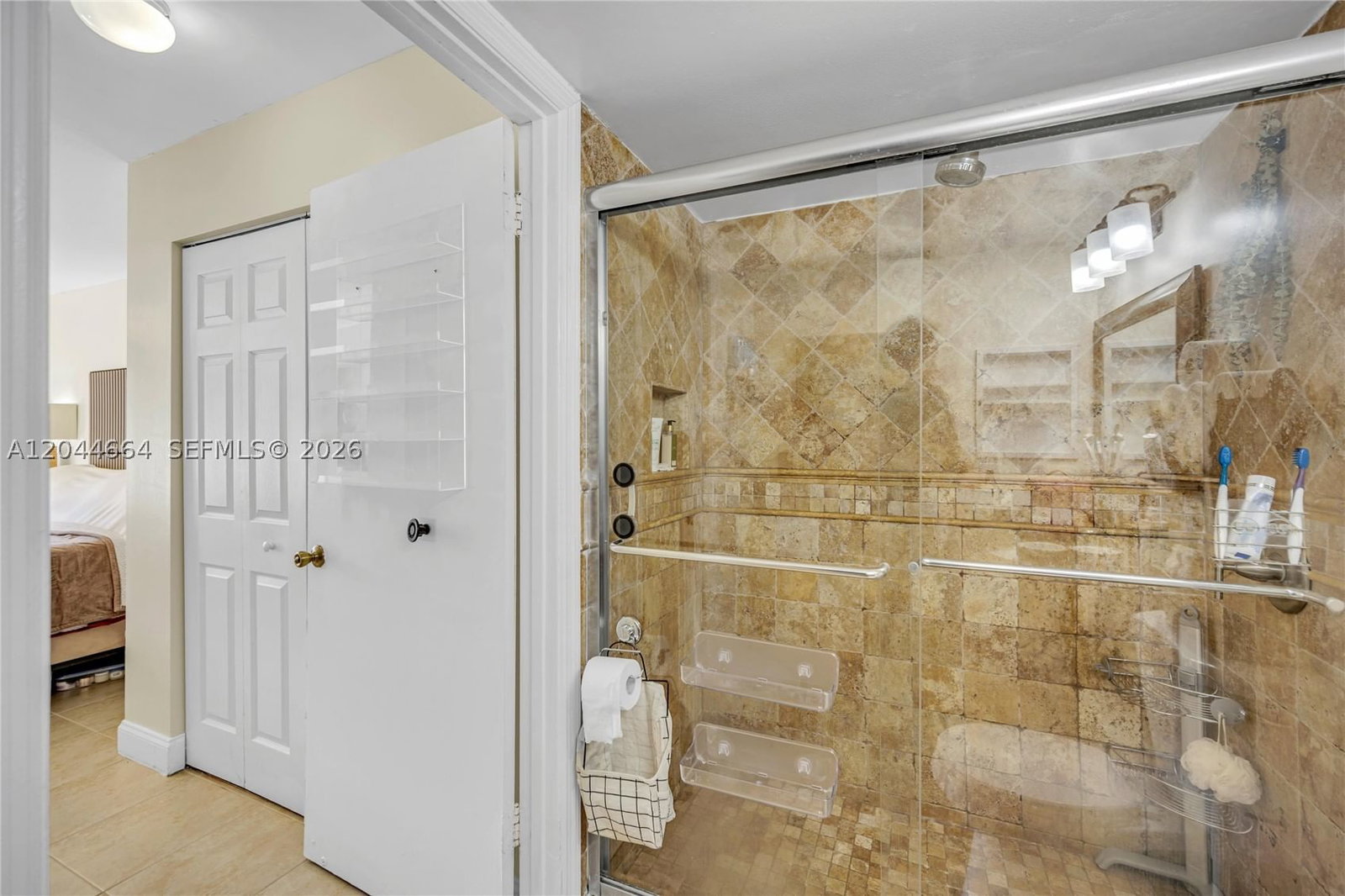 Real estate property located at 10610 158th Ct #107, Miami-dade, Royal Palm Place, Miami, FL