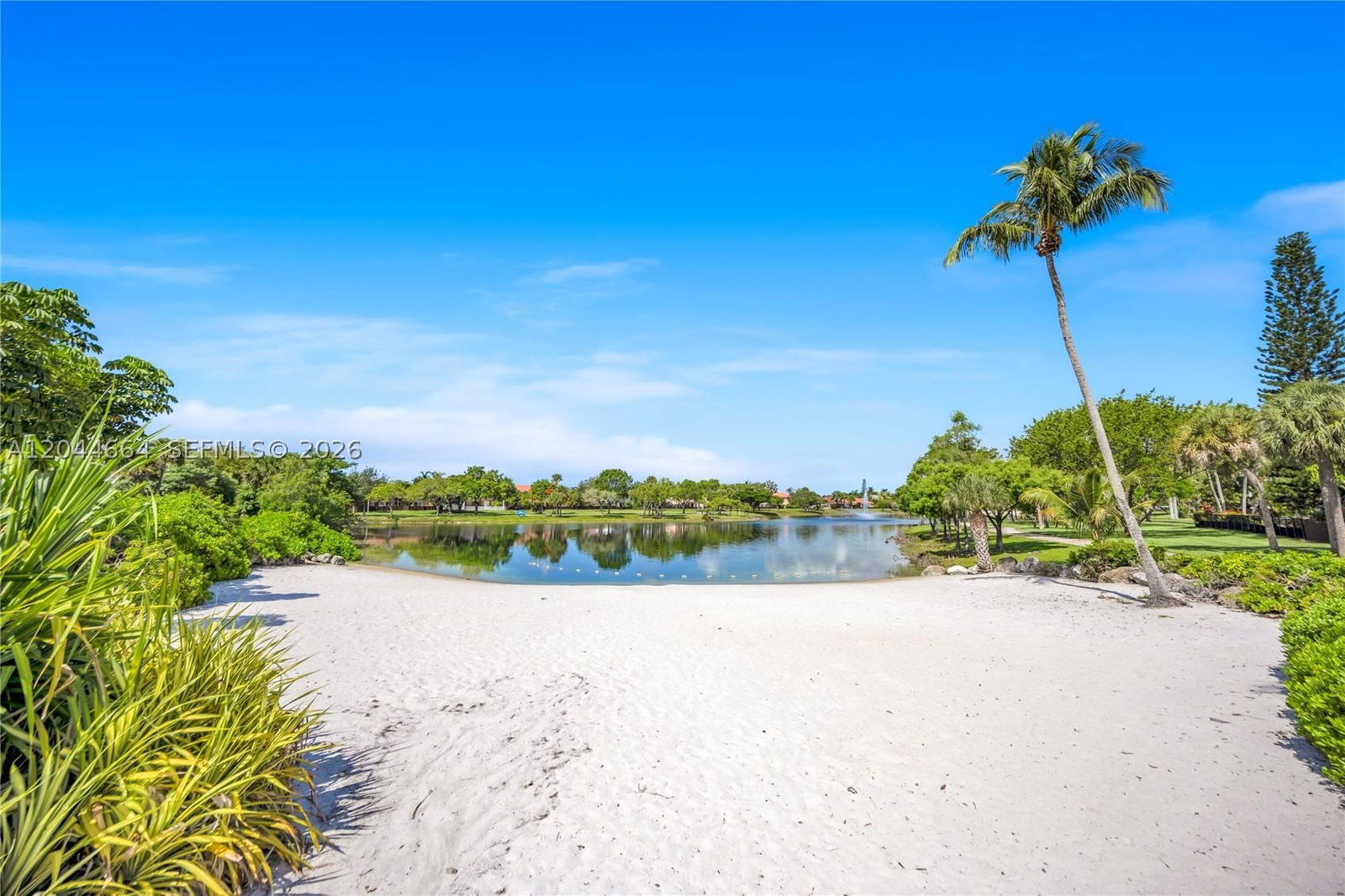 Real estate property located at 10610 158th Ct #107, Miami-dade, Royal Palm Place, Miami, FL
