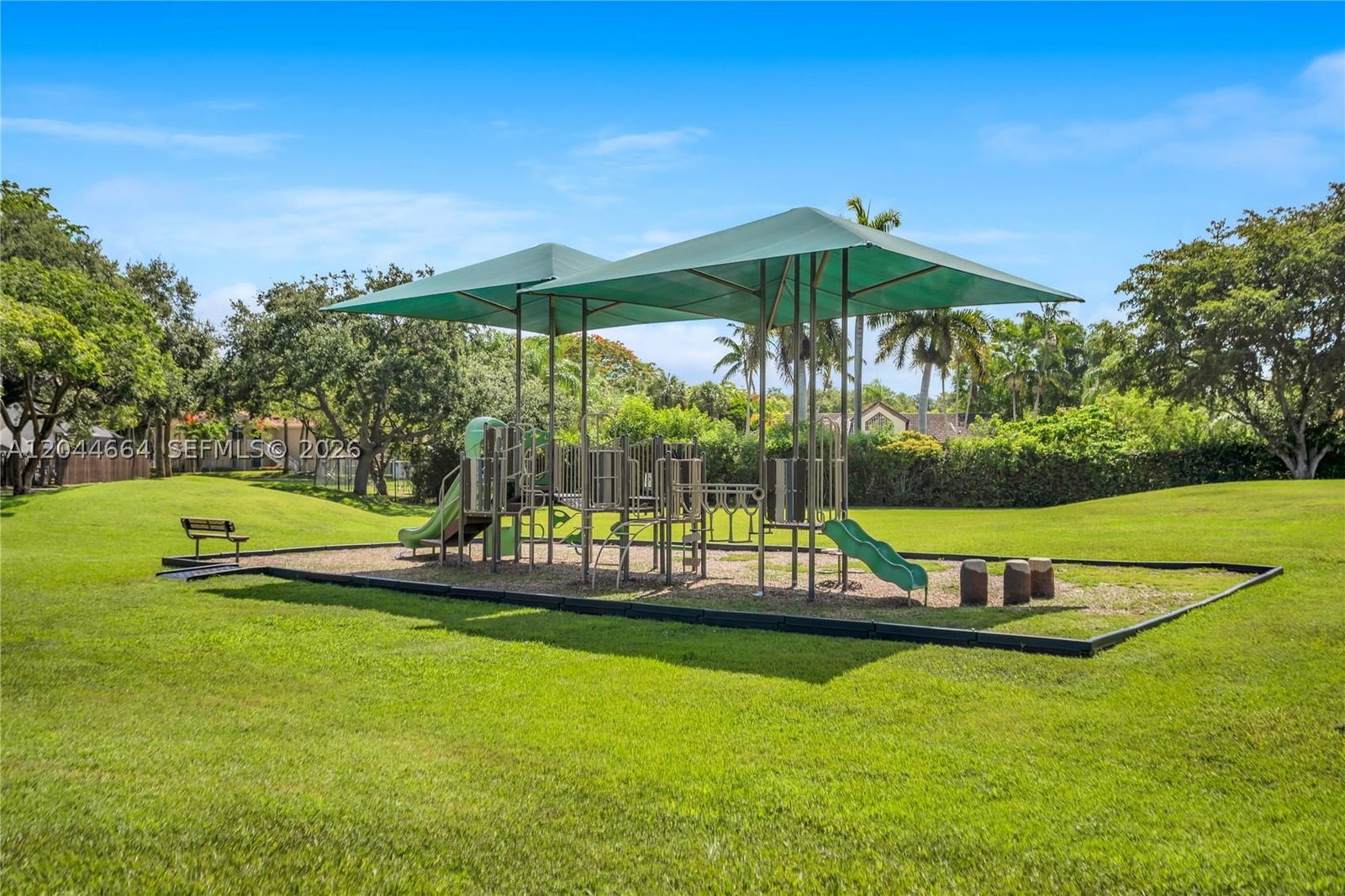 Real estate property located at 10610 158th Ct #107, Miami-dade, Royal Palm Place, Miami, FL
