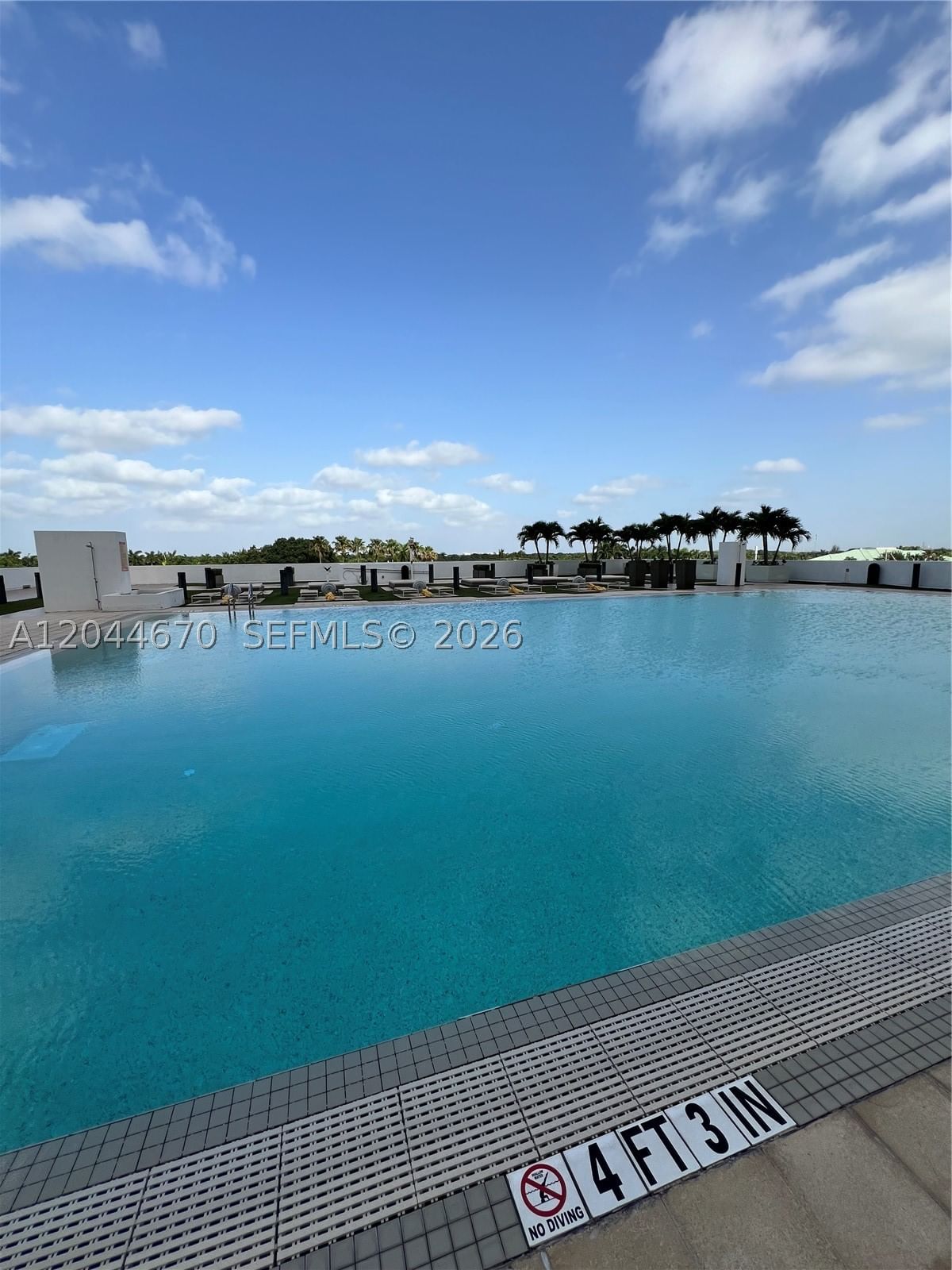 Real estate property located at 5252 85th Ave #1707, Miami-dade, 5252 Paseo Condo, Doral, FL