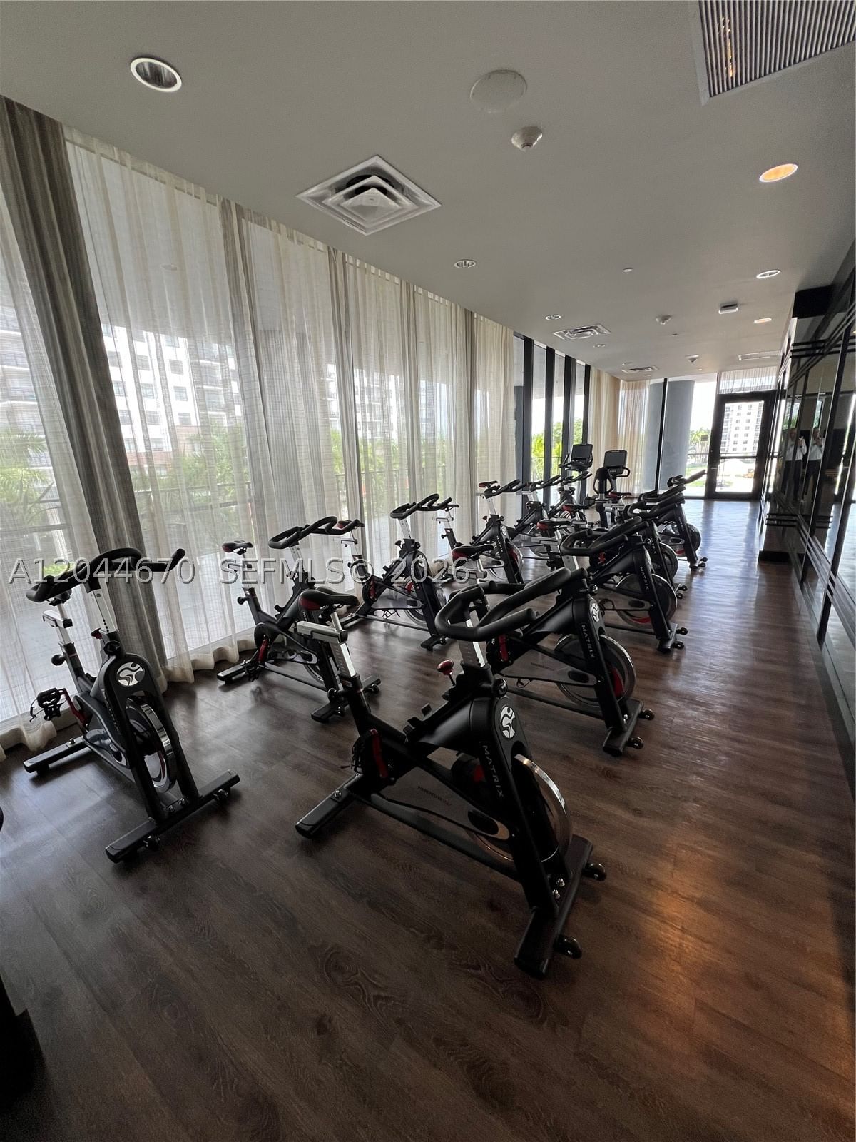 Real estate property located at 5252 85th Ave #1707, Miami-dade, 5252 Paseo Condo, Doral, FL