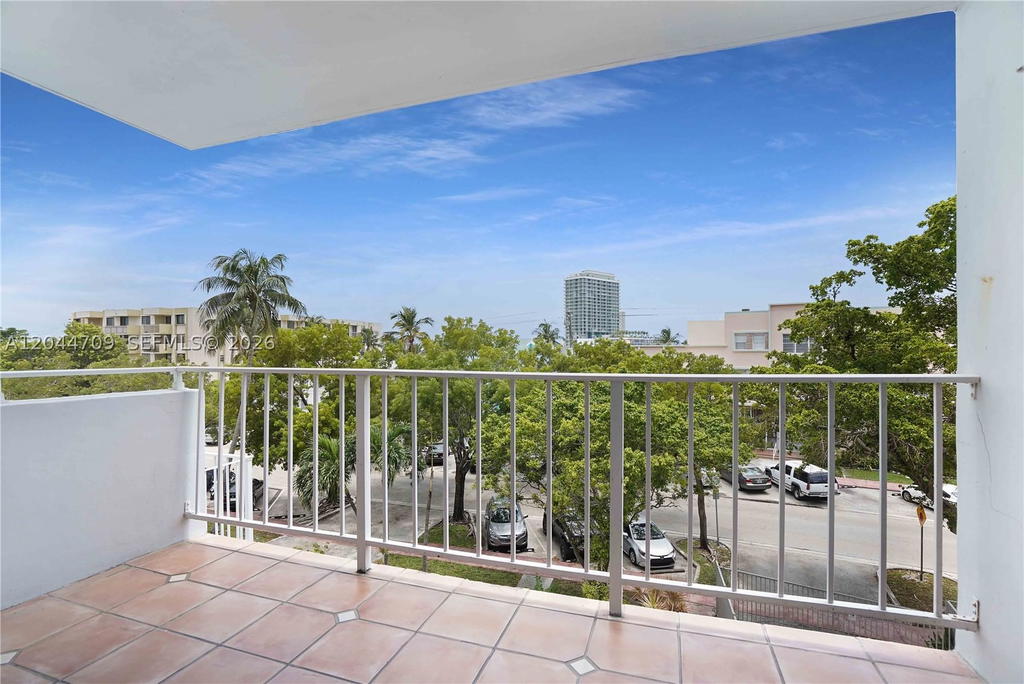 Real estate property located at 6900 Bay Dr #3H, Miami-dade, Stanton House Condo, Miami Beach, FL