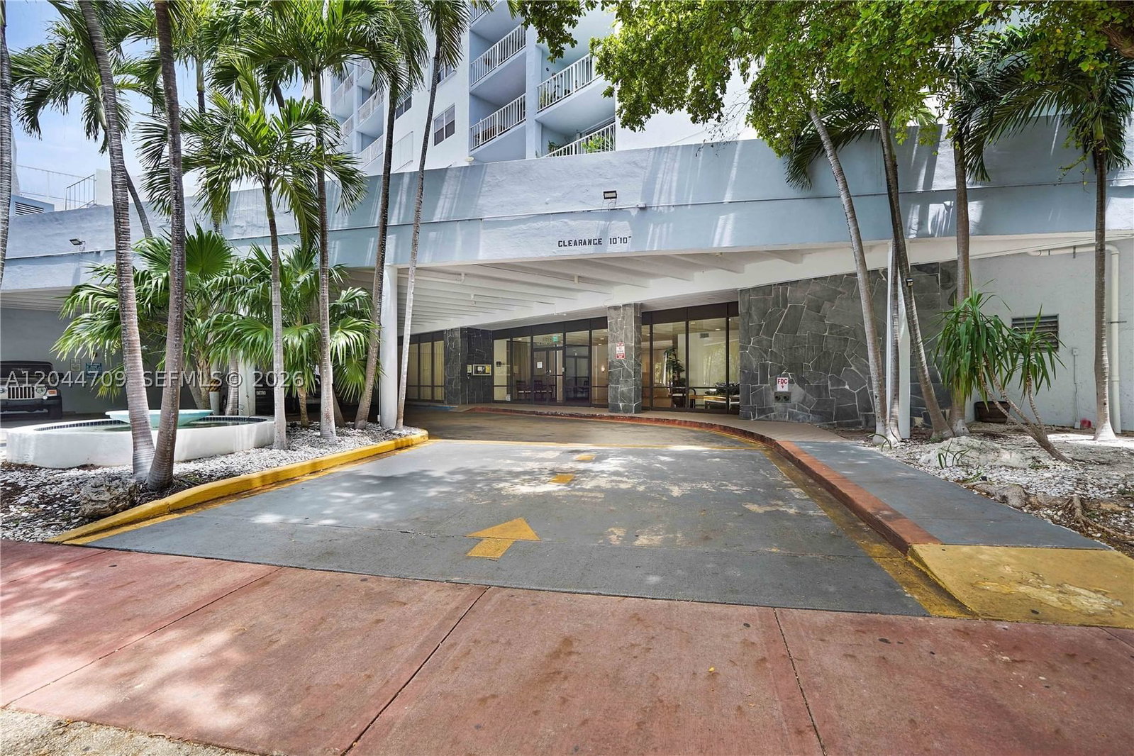 Real estate property located at 6900 Bay Dr #3H, Miami-dade, Stanton House Condo, Miami Beach, FL