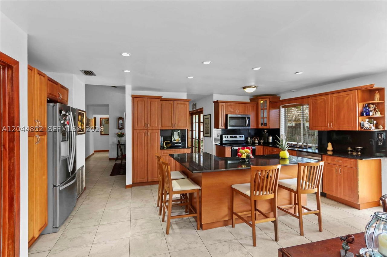 Real estate property located at 12730 119th St, Miami-dade, Shores Lindgren, Miami, FL