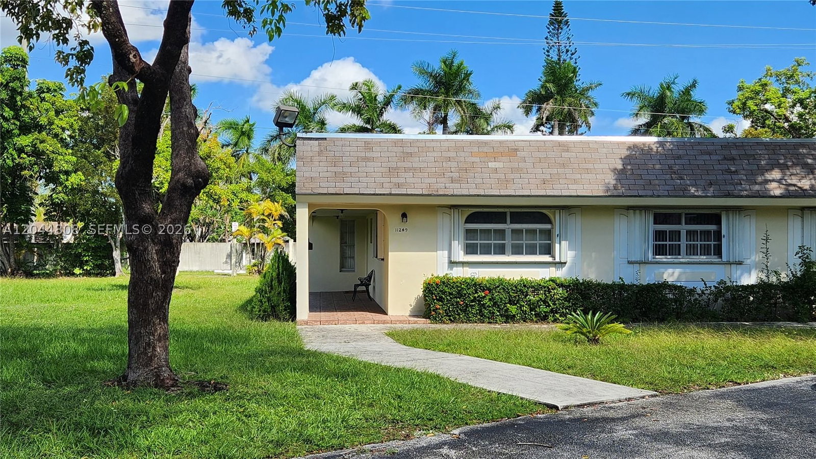 Real estate property located at 11249 169th St V4831, Miami-dade, Green Hills Park West No, Miami, FL