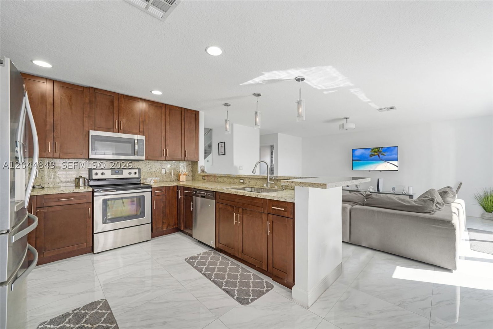 Real estate property located at 16546 103rd Ln, Miami-dade, Forest Lakes Estates Sec, Miami, FL