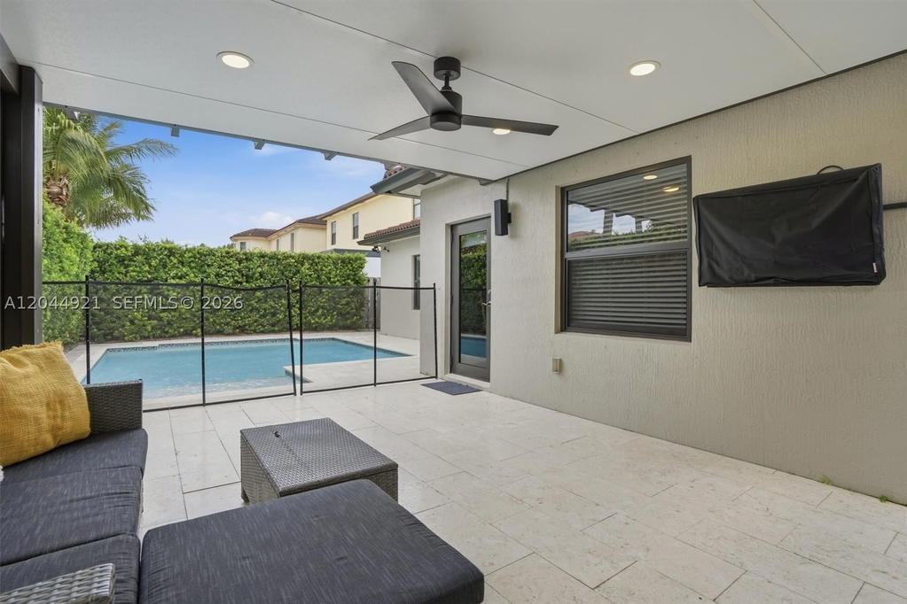 Real estate property located at 16572 43rd Lane, Miami-dade, Interlaken, Miami, FL