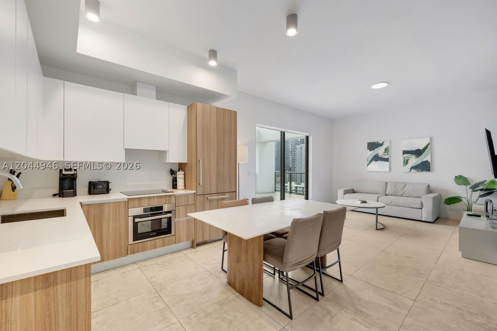 Real estate property located at 239 9th St #1801, Miami-dade, Smart Brickell, Miami, FL