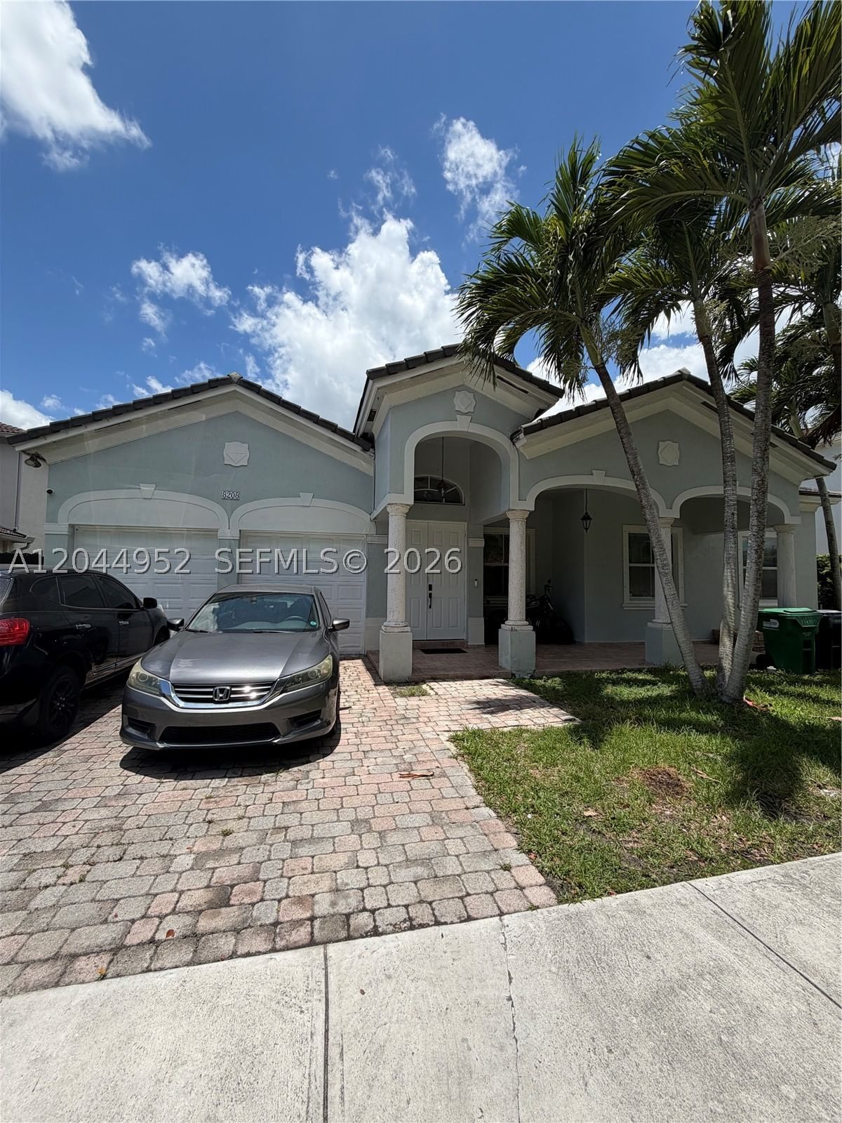 Real estate property located at 8208 166th Pl, Miami-dade, Kendalland, Miami, FL