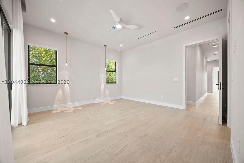 Real estate property located at 1135 11th Ave, Broward, Progresso, Fort Lauderdale, FL