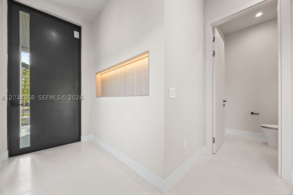 Real estate property located at 1135 11th Ave, Broward, Progresso, Fort Lauderdale, FL