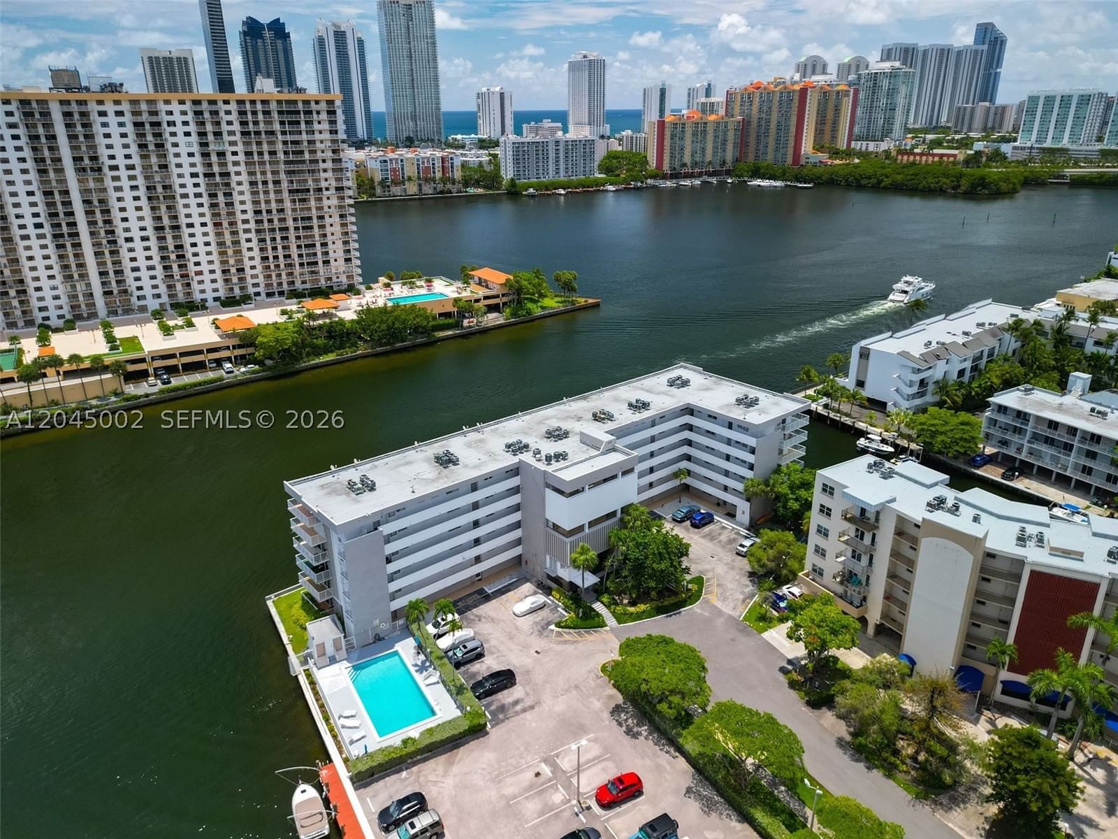 Real estate property located at 4000 169th St #607, Miami-dade, Eden Point South Condo, North Miami Beach, FL