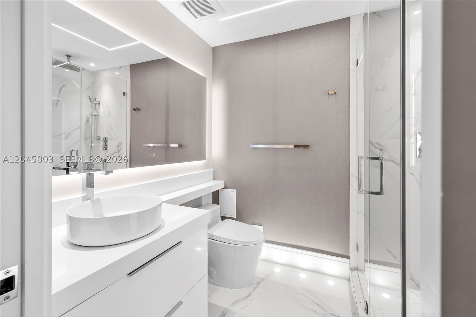 Real estate property located at 10190 Collins Ave #203, Miami-dade, ¤bal Harbour Res Sec, Bal Harbour, FL