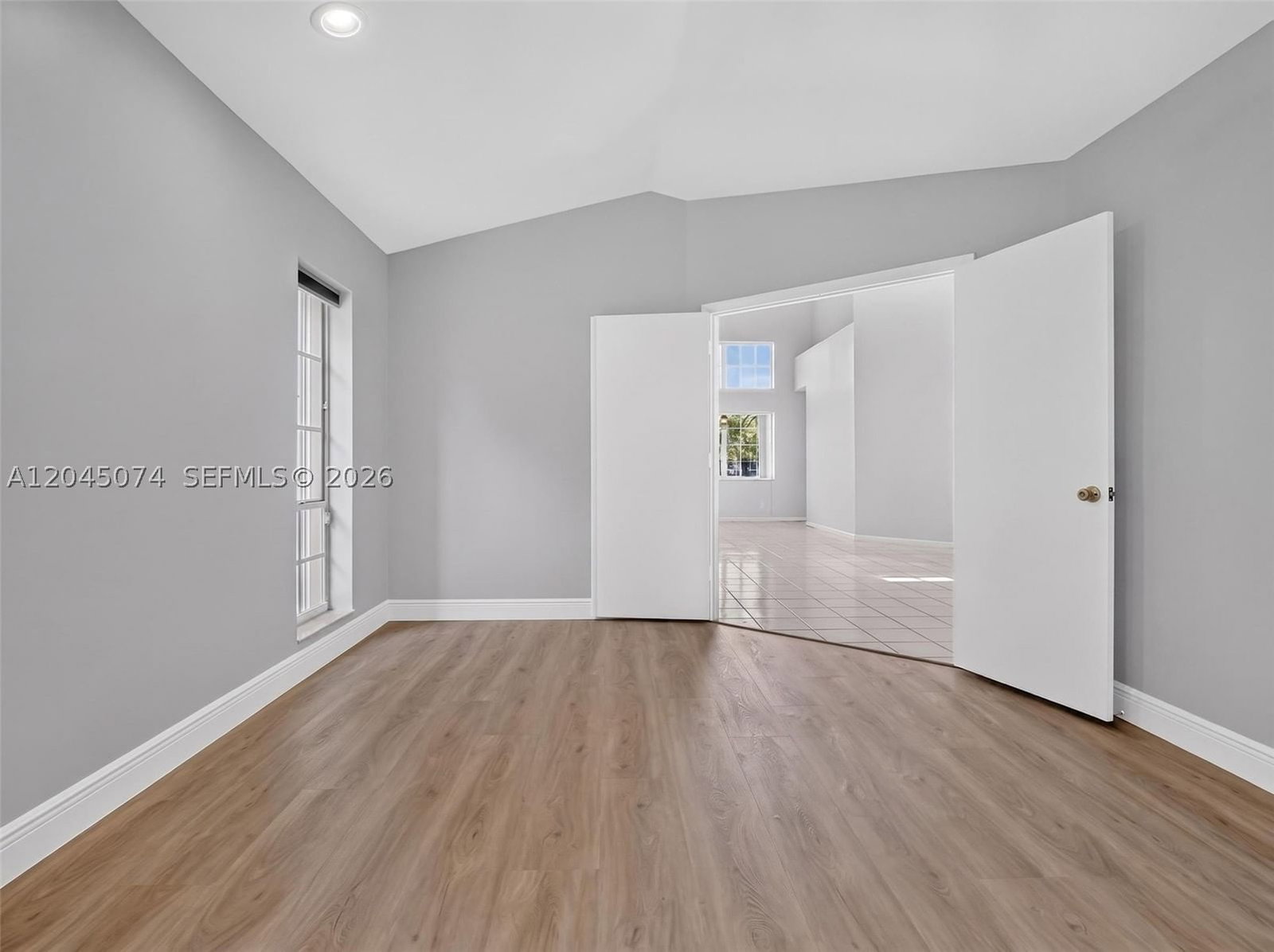 Real estate property located at 1520 Seabay Rd, Broward, Sector 6, Weston, FL