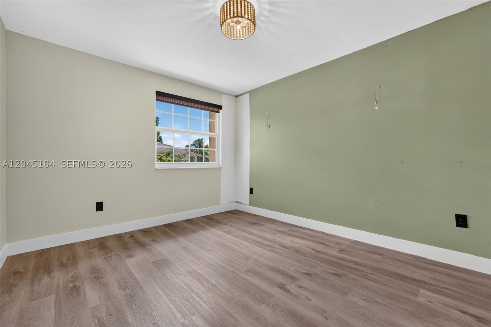 Real estate property located at 15602 109th Ter, Miami-dade, Secasa Homes, Miami, FL
