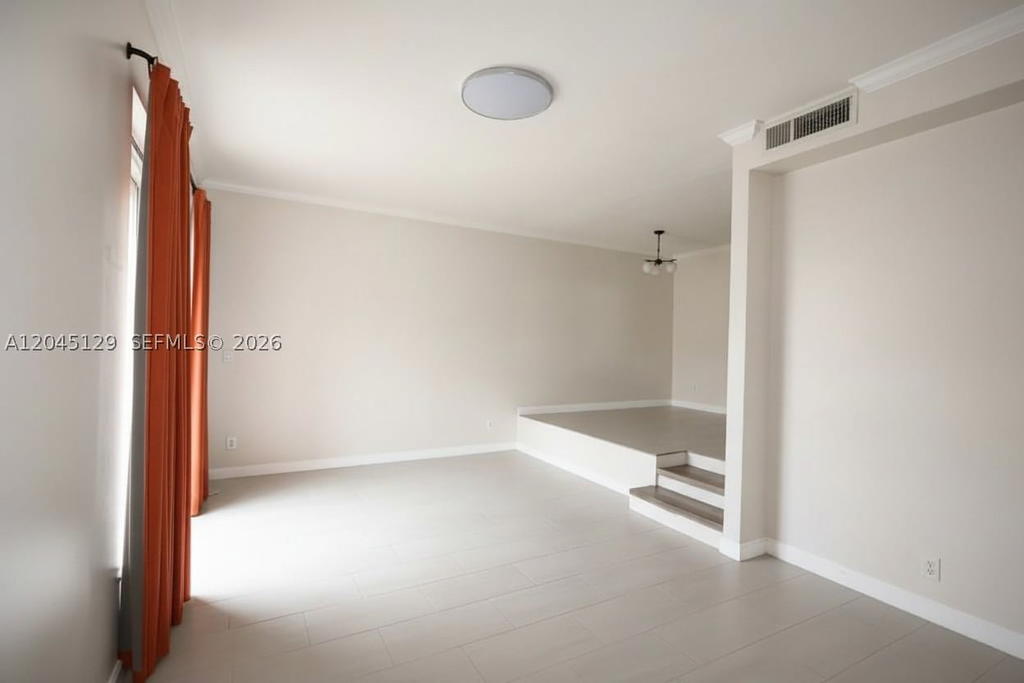Real estate property located at 8985 Palm Tree Ln #8985, Broward, Westview Condominium No O, Pembroke Pines, FL