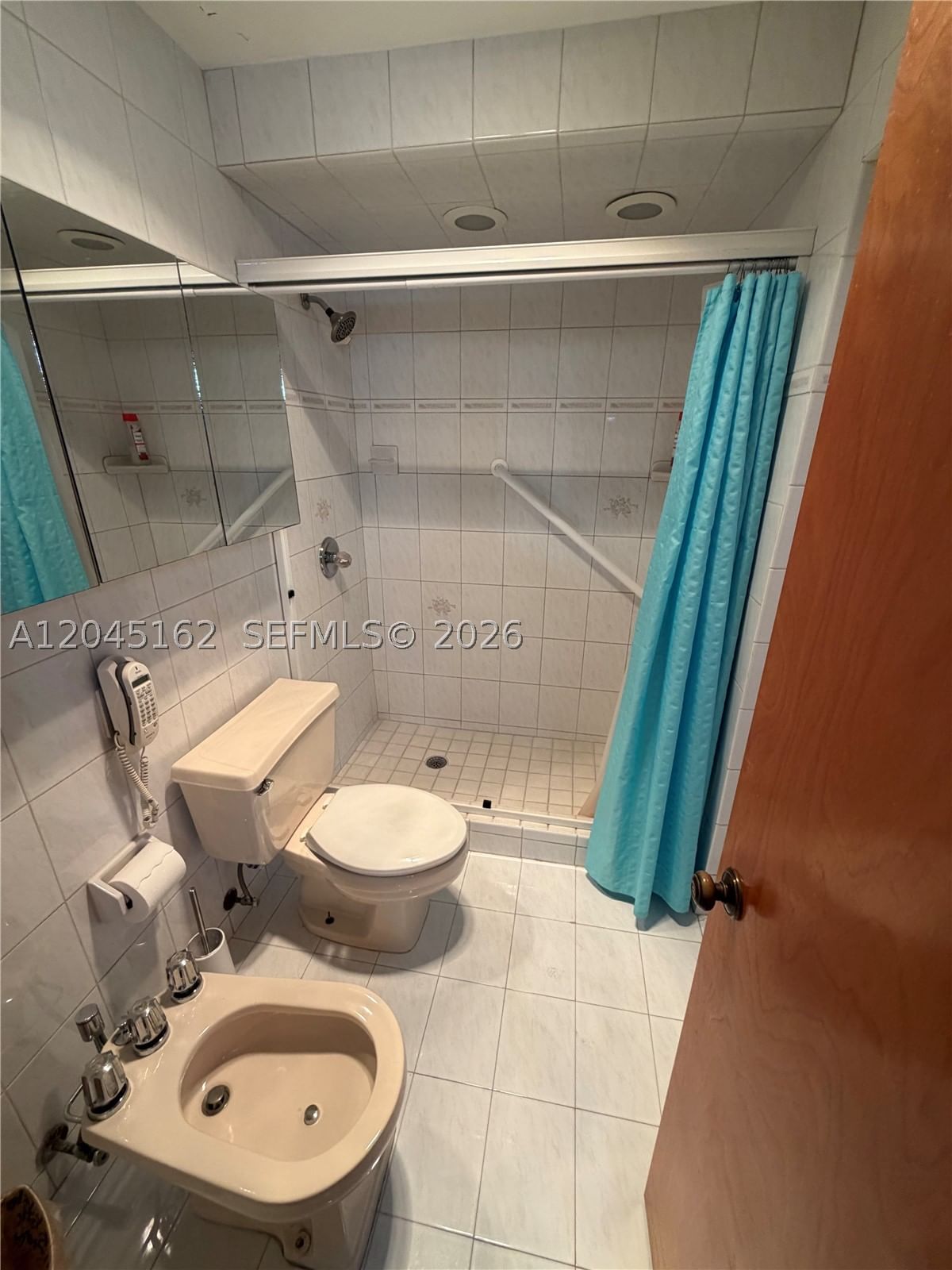 Real estate property located at 3262 139th Pl, Miami-dade, Bird Villas Sub 2nd Addn, Miami, FL