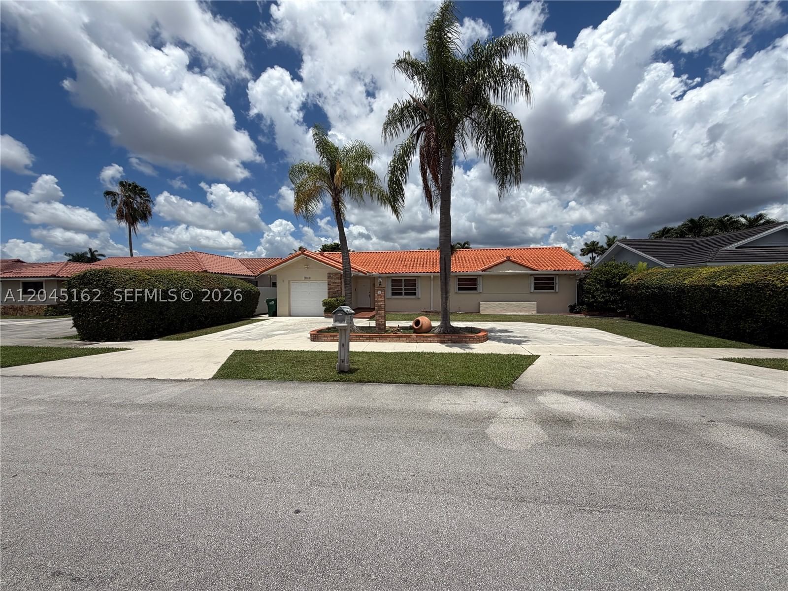 Real estate property located at 3262 139th Pl, Miami-dade, Bird Villas Sub 2nd Addn, Miami, FL