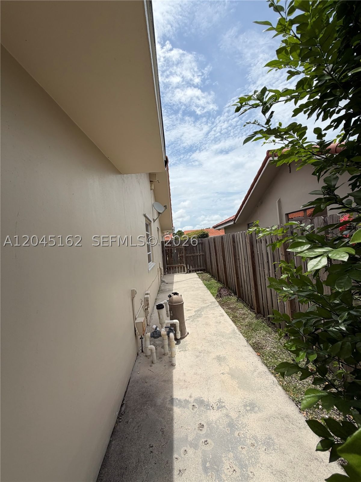 Real estate property located at 3262 139th Pl, Miami-dade, Bird Villas Sub 2nd Addn, Miami, FL