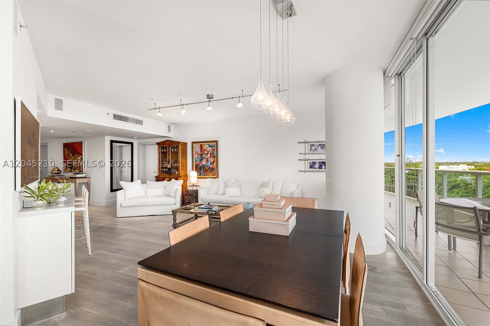 Real estate property located at 2127 Brickell Ave #1006, Miami-dade, Bristol Tower Condo, Miami, FL