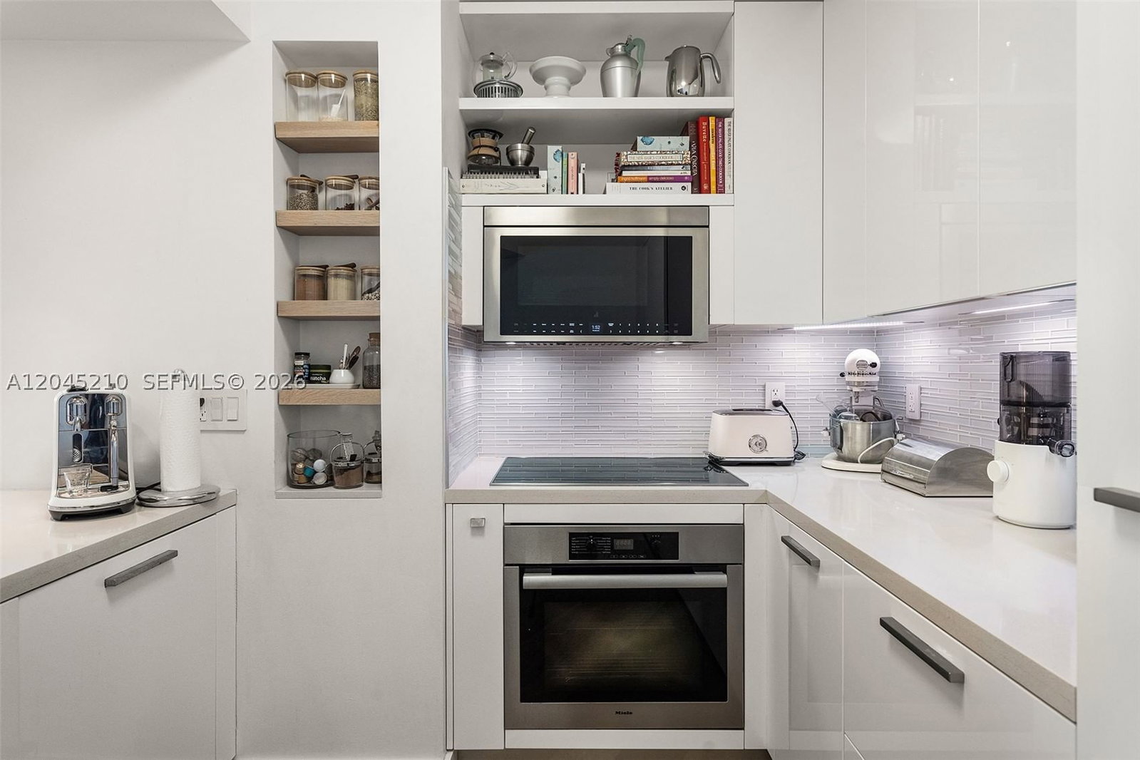 Real estate property located at 2127 Brickell Ave #1006, Miami-dade, Bristol Tower Condo, Miami, FL