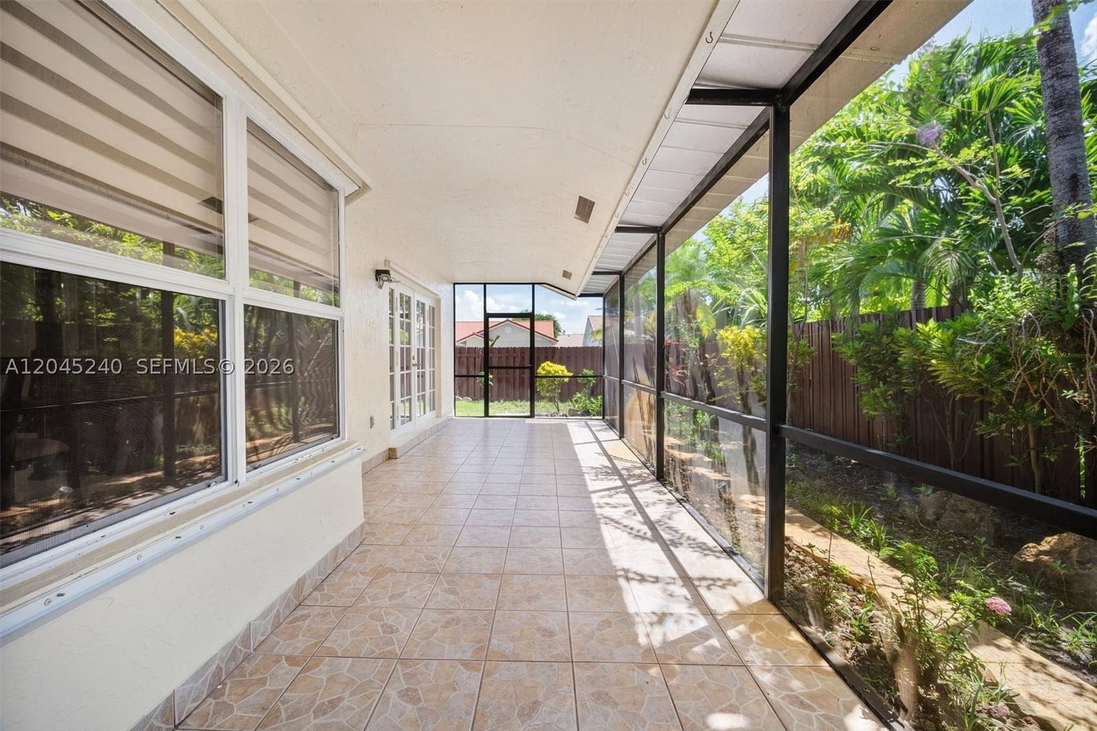 Real estate property located at 4870 Hawkes Bluff Ave, Broward, Hawkes Bluff, Davie, FL