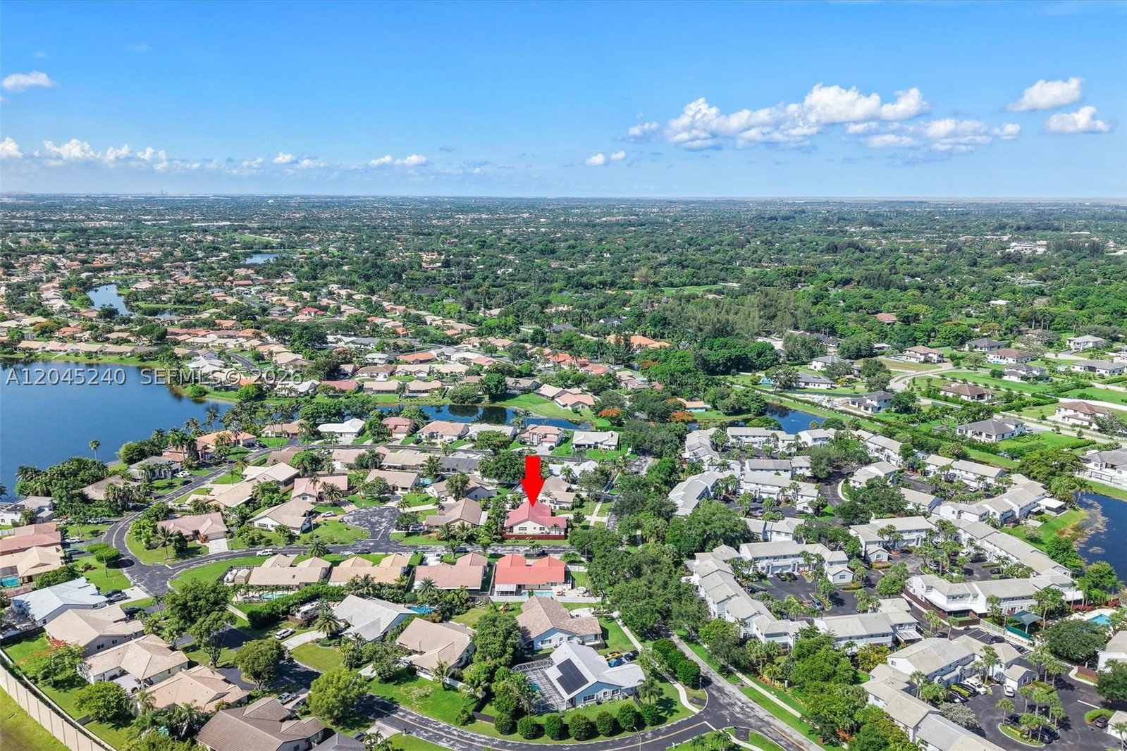 Real estate property located at 4870 Hawkes Bluff Ave, Broward, Hawkes Bluff, Davie, FL