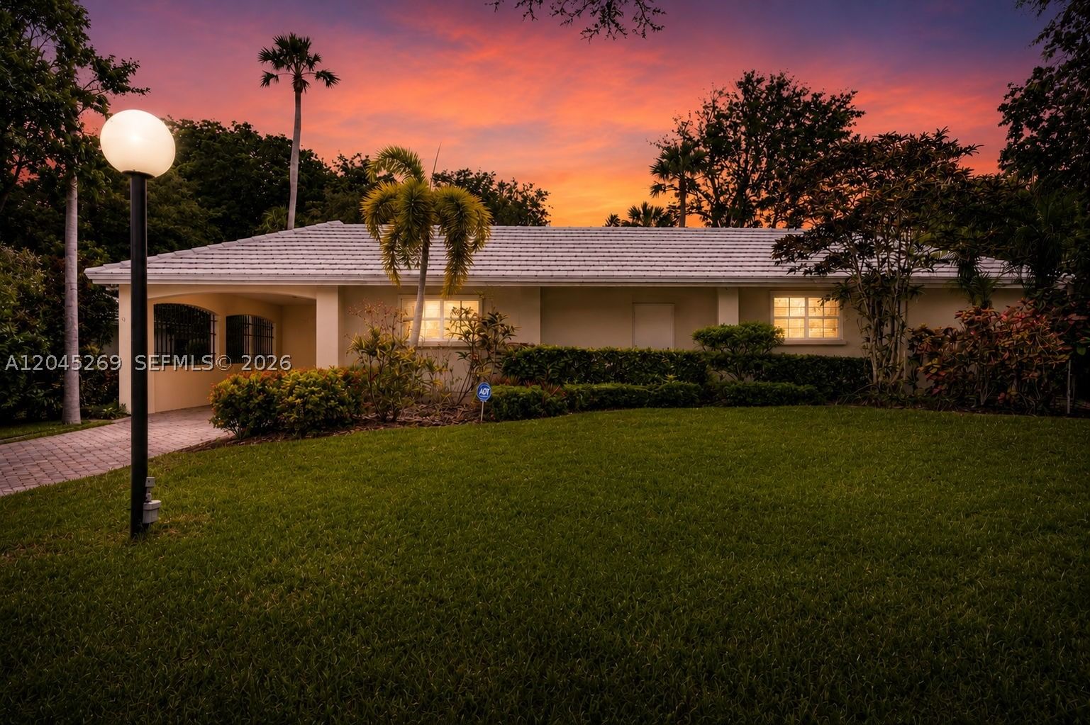 Real estate property located at 908 Cypress Ter V57, Broward, No 100 Palm-aire Country, Pompano Beach, FL