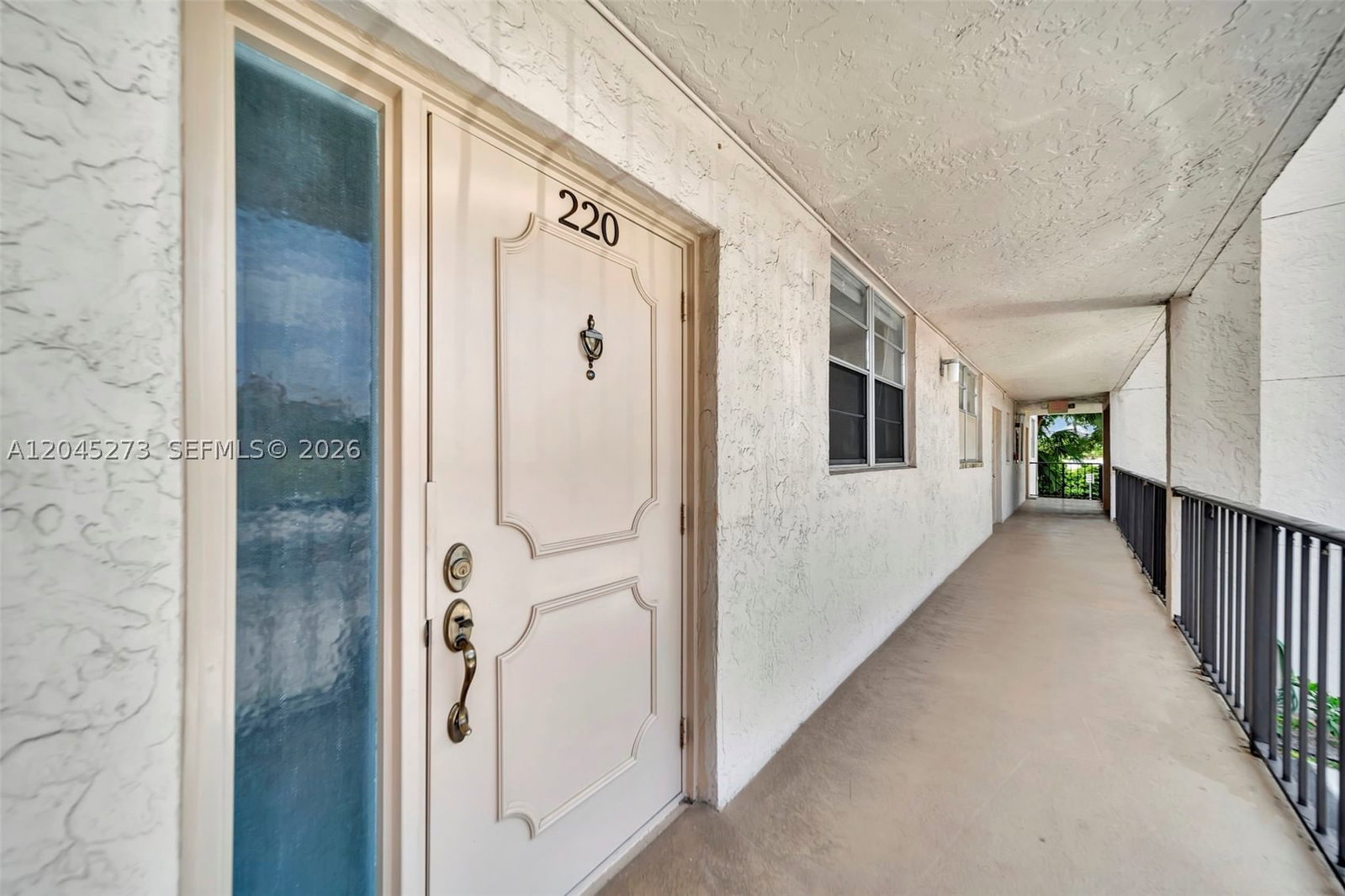 Real estate property located at 2571 Aragon Blvd #220, Broward, Aragon Phase 1a Condo, Sunrise, FL