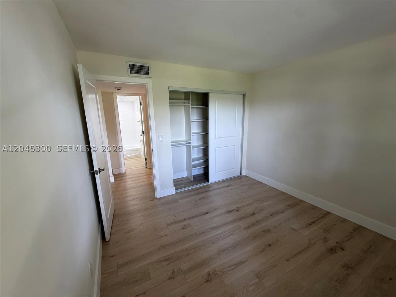 Real estate property located at 8303 142nd Ave D206, Miami-dade, Captiva Lakes Villas Cond, Miami, FL