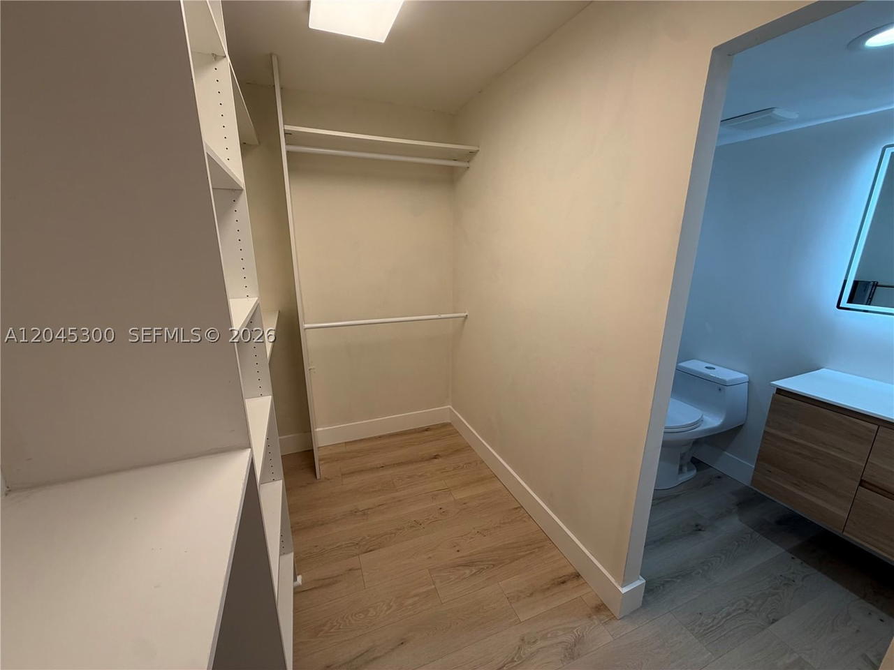 Real estate property located at 8303 142nd Ave D206, Miami-dade, Captiva Lakes Villas Cond, Miami, FL