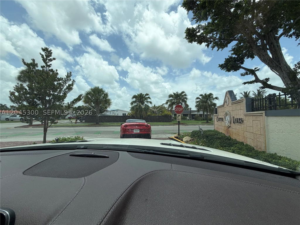 Real estate property located at 8303 142nd Ave D206, Miami-dade, Captiva Lakes Villas Cond, Miami, FL
