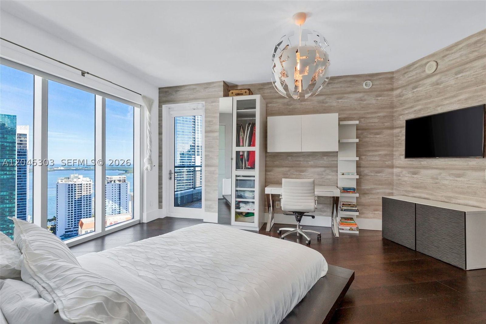 Real estate property located at 60 13th St #3200, Miami-dade, Infinity At Brickell Cond, Miami, FL
