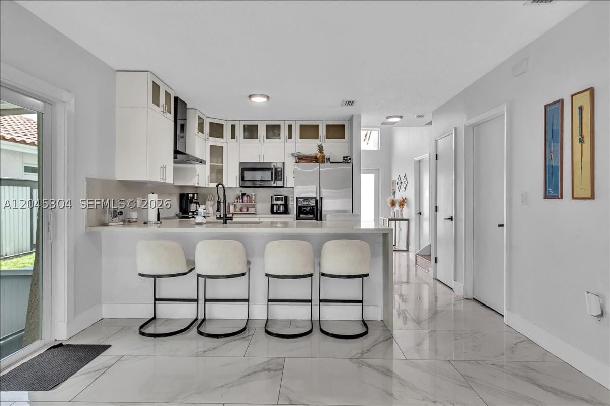 Real estate property located at 5542 190th Ln, Miami-dade, Monterrey, Miami Gardens, FL