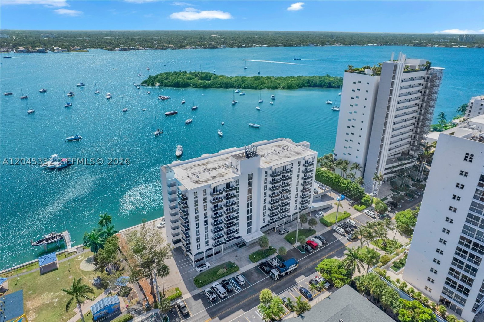 Real estate property located at 7928 West Dr #606, Miami-dade, The Islander Club Condo, North Bay Village, FL